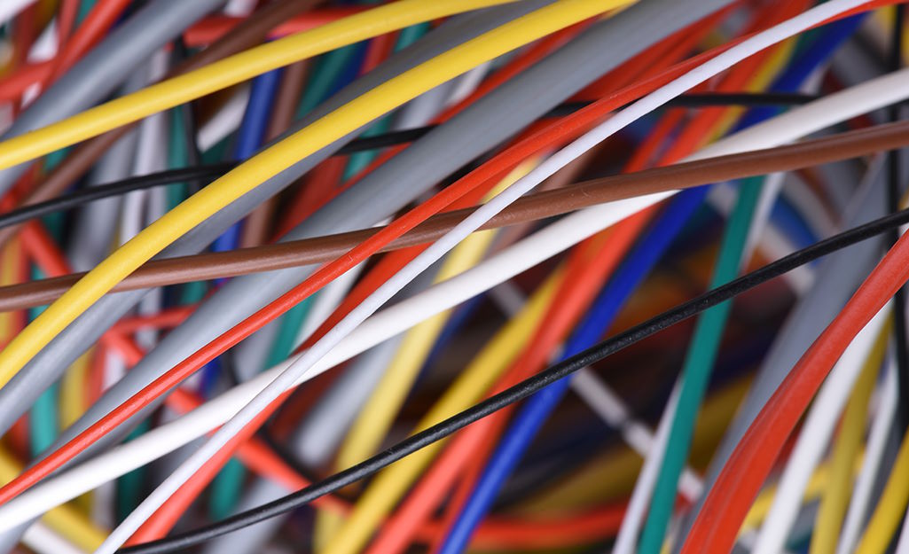 Cables y fibra óptica: recubrimiento, protección